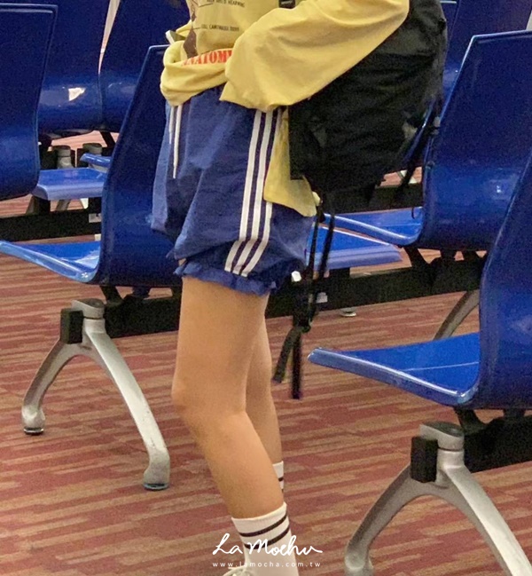 繫繩蕾絲滾邊運動短褲